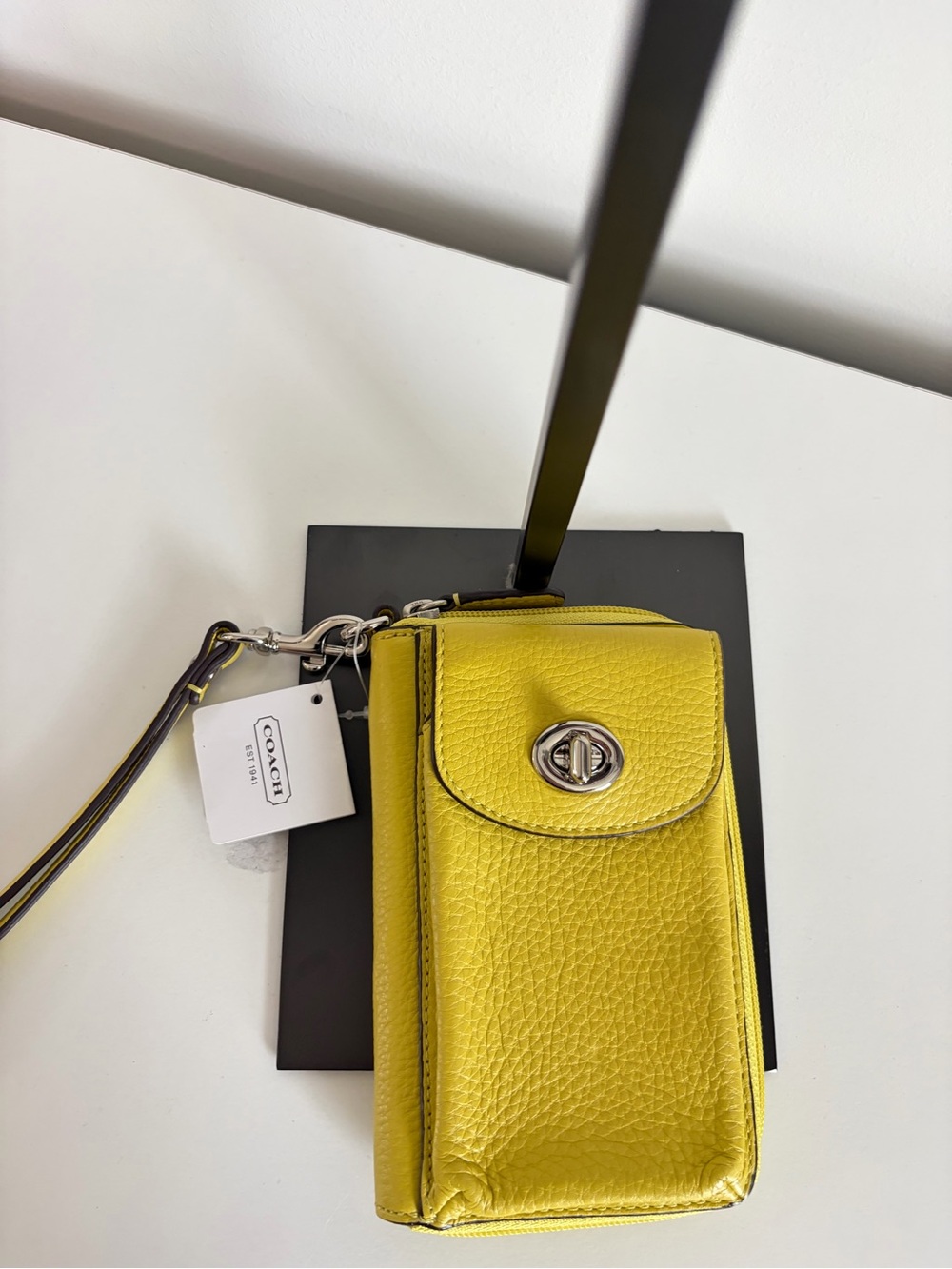 Coach Campbell Universal Zip Wristlet Wallet
